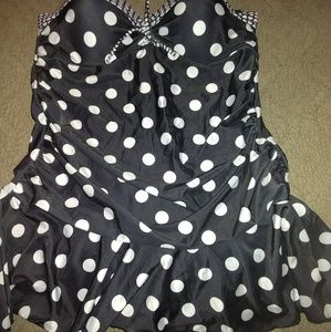 Polka dot Swimsuit NWOT never wore it